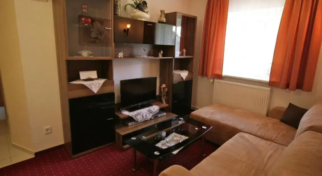 Hotel Restaurant Rehberg, Забронировать Отель Отели Санкт-Андреасберг 3 звезды, рядом с Schlepplift I, 3*