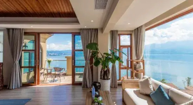 Limao Huanhai Lake View Courtyard, Reservar Hotel Hotéis em Dali com estacionamento, Estacionamento