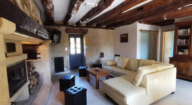 Gite Coly-Saint-Amand, 5 pièces, 8 personnes - FR-1-616-85, Забронировать Отель Коли 