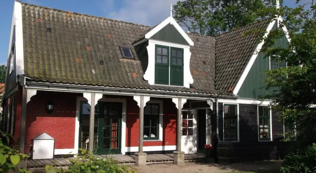 Коттедж Comfortable Coastal Getaway