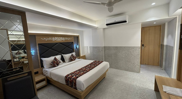 Номер Standard Hotel Imperial Suites - Airoli