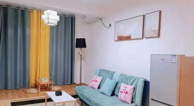 Люкс Deluxe Muzi Yaju Homestay (Guilin Luhu International Peanut Tang Store)