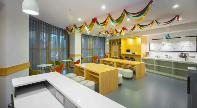 Люкс Superior GreenTree Alliance Hotel Chongqing Jiefangbei Walking Street