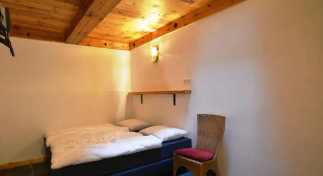 Herkenhoek 5 bedroom apartment, Забронировать Апартаменты/квартира Хеесвик-Динтер Северный Брабант