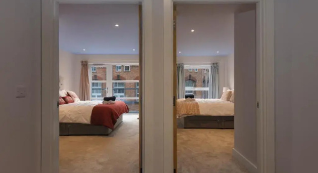 Gorgeous Spacious 2 Bed 2 Bath Apartment, Varaa Huoneisto Asunnot kohteessa Merseyside, Huoneisto