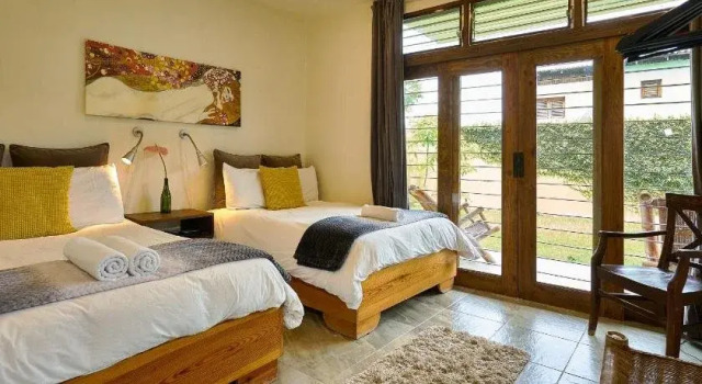 Jarabacoa Mountain Hostel, Book Hostel / Vandrerhjem Hostels i La Vega, Hostel / Vandrerhjem