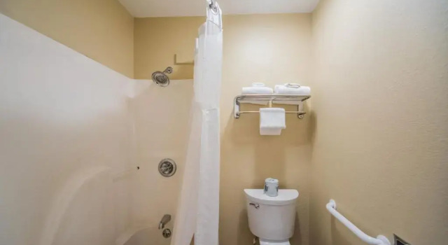 Двухместный номер Standard Relax Inn and Suites Kuttawa Eddyville