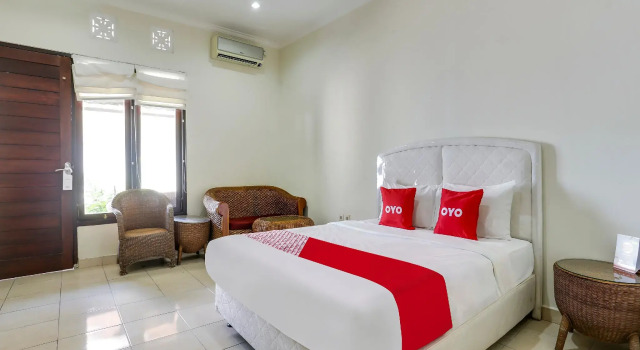 OYO 90895 Giri Puspa Guest Hose, Boek Pension Benoa Bali