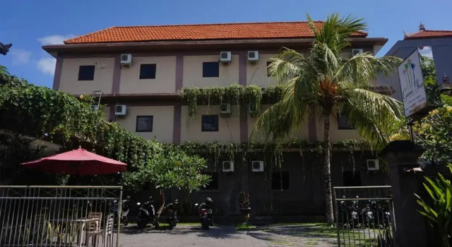 Gana Inn Legian, Забронировать Отель Отели провинции Бали с завтраком, Завтраки