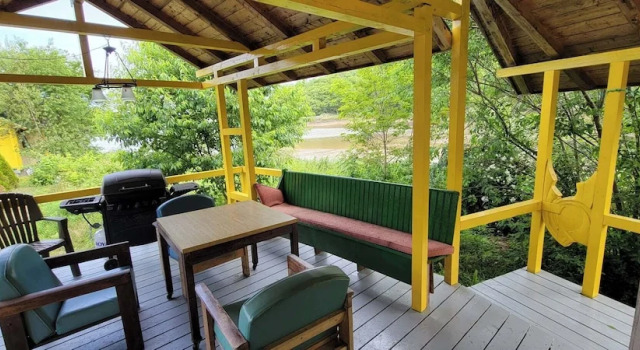 Апартаменты Deluxe Millyard Recreation Riverfront Cottages