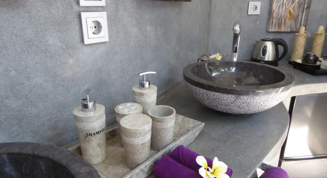 Puri Dajuma Villas, Rezerwuj Hotel Pekutatan Bali