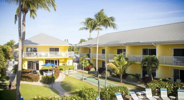 Sandpiper Gulf Resort, Забронировать Курортный отель Форт-Майерс-Бич Fort Myers Area