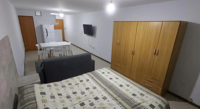 9 de julio y Santa Cruz, Rezervați Hotel General Roca Río Negro