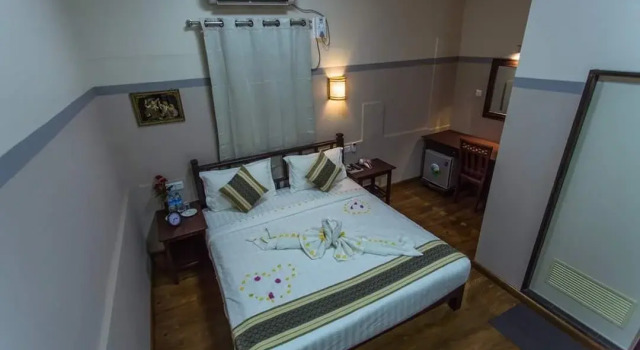 Nanda Garden, Rezervați Hotel Nyaung-U 