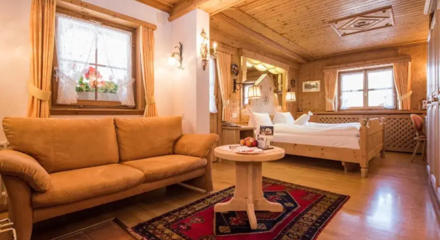 Номер Superior Schlosshotel Chastè