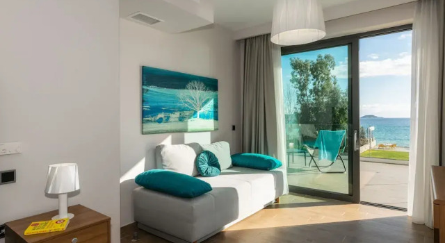 MaDiZé Beach House on the Sea, Rezerwuj Hotel Agios Sostis Grecja