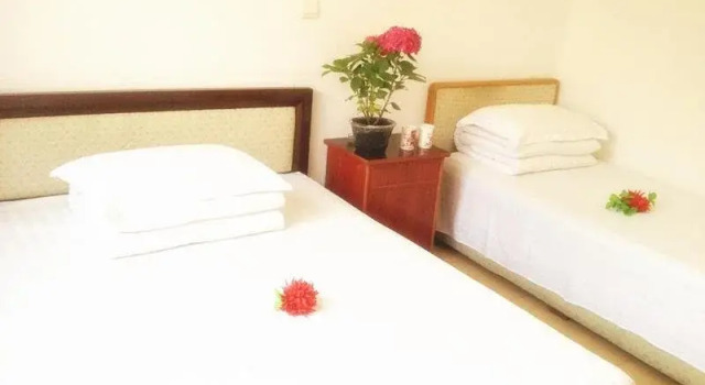 Yibin Hotel, Rezerwuj Hotel Hotele i noclegi w Beidaihe, Hotel