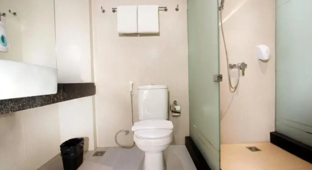 Люкс c 1 комнатой Whiz Prime Hotel Kelapa Gading