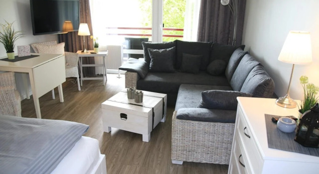 Haus Vier Jahreszeiten am See - Wohnung 22 / 458 S, Забронировать Отель Ханенклее-Боксвизе Гослар