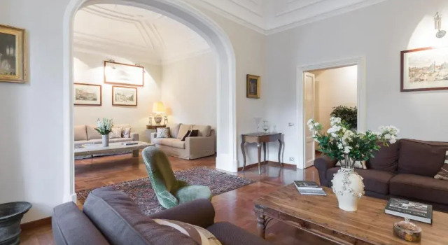 Amazing 4 bedrooms apartment with garden, Забронировать Апартаменты/квартира Отели Рима с парковкой, рядом с Pincian Hill, Парковка