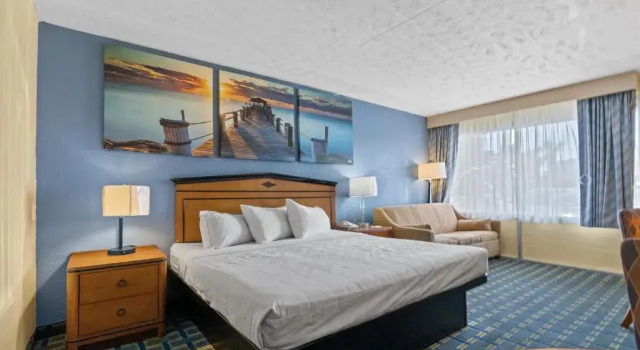 Номер Standard Days Inn by Wyndham Myrtle Beach-Grand Strand