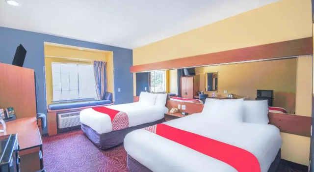 Четырёхместный номер Standard Econo Lodge Inn & Suites Mesquite - Dallas East