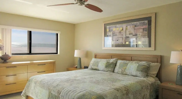 Carlos Pointe 523 - 2 Br Condo