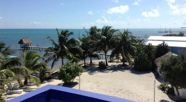Двухместный номер Standard с балконом и с видом на океан Anchorage Beach Resort Caye Caulker