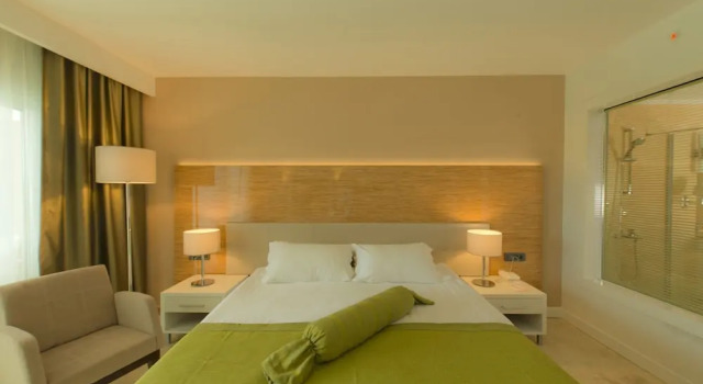 Номер Standard с балконом и с видом на море Bellazure Hotel