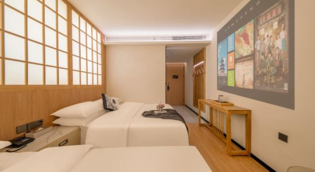 Двухместный номер Superior GreenTree Inn Qingdao Development District SDUST Express Hotel