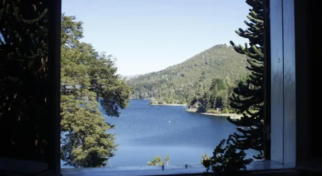 Полулюкс Los Juncos Patagonian Lake House