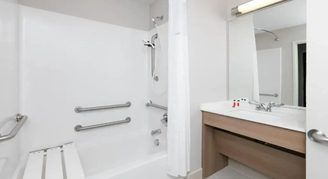 Deluxe Vierer Zimmer Microtel Inn and Suites by Wyndham Monahans