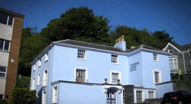 Windsor Lodge Hotel, Забронировать Отель Суонси 