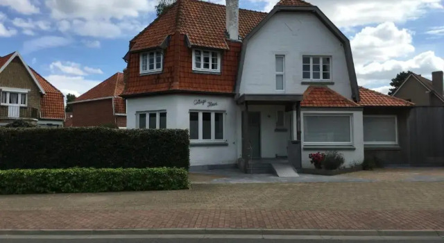 Коттедж с 5 комнатами Cottage Fleuri