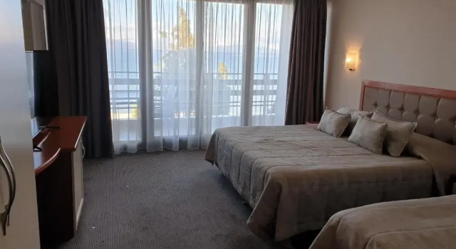 Трёхместный номер Standard Hotel Millennium
