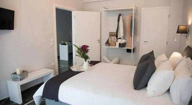 Апартаменты Living near Acropolis by Sylvia Staikou 2nd & 3d floor