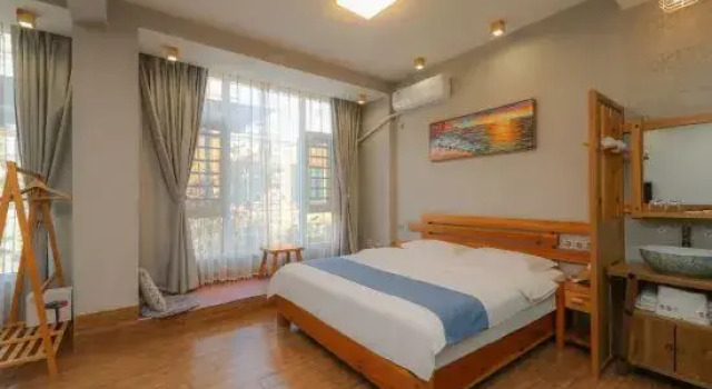 Xinping Xiaoguaijia Inn, Buchen Sie Hotel Hotels in Yunnan mit Parkplatz, Parkplätze