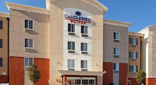 Кровать в общем номере Candlewood Suites Cape Girardeau by IHG