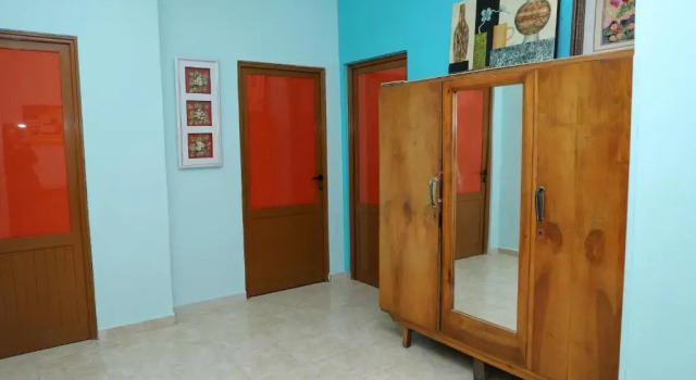 Hannas Hostel, Prenota Ostello Hotel economici a Berat County