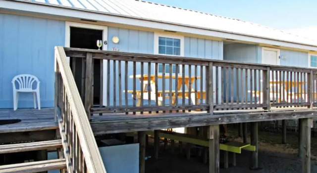Люкс Deluxe oceanfront Blue Dolphin Inn and Cottages