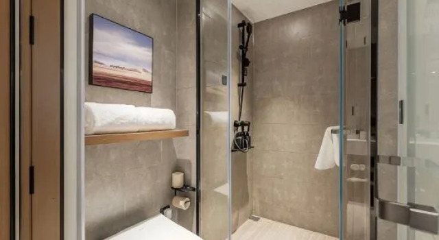 Двухместный люкс Superior Atour Hotel ShanghaiPeoples Square Xintiandi Subway