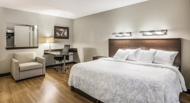 Двухместный номер Superior Red Roof Inn PLUS+ Boston - Woburn/ Burlington