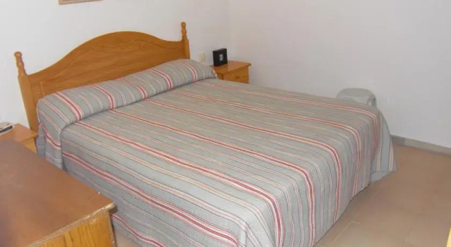 Anforas Mar Els Pins 1-6, Varaa Huoneisto Hotellit Tarragonès uima-altaalla, Uima-allas