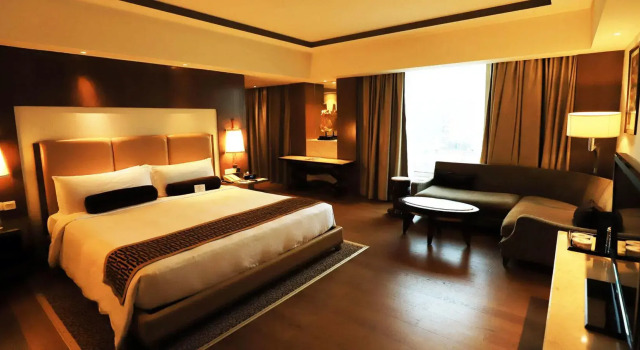 Двухместный номер Standard Crowne Plaza New Delhi Okhla by IHG