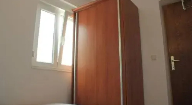 Roses Apartment, Забронировать Апартаменты/квартира Остров Углян , рядом с Пляж Ловре
