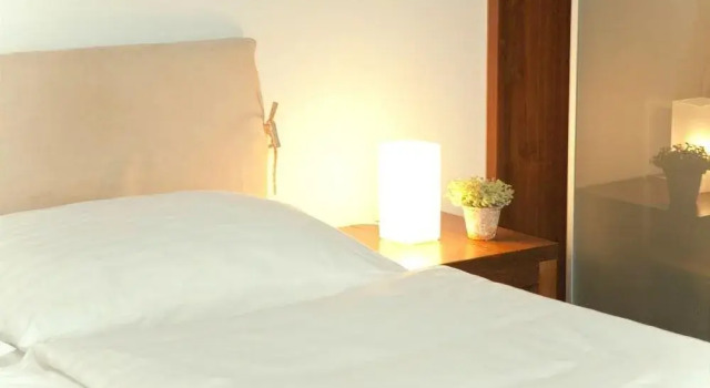 Hillinger, Rezerwuj Hotel Hotele w 22. Donaustadt z basenem, Basen