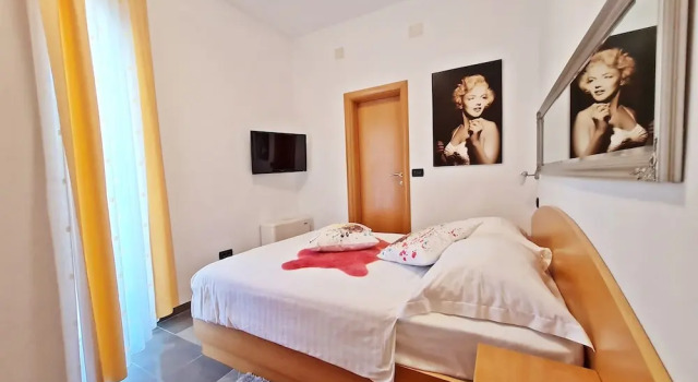 Двухместный номер Economy с балконом Hotel Sunce