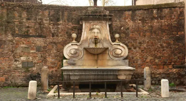 Caratteristico appartamento a Piazza Navona, Rezervovat Apartmán Hotely v Lazio s parkováním, Parkování