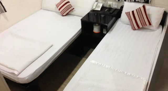 Shanghai Hostel Hong Kong, Rezerwuj Hostel Hotele w Hongkong z parkingiem, w pobliżu Houston Centre, Parking