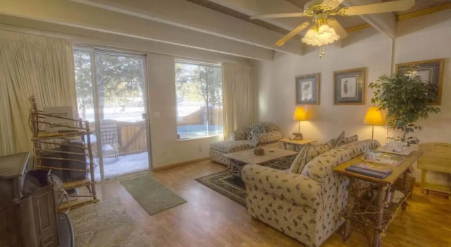 Tahoe Keys Resort, Забронировать Курортный отель Курортные отели Саут-Лейк-Тахо, Курортный отель